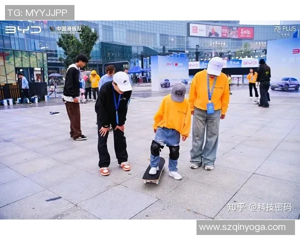 成都滑板队荣登滑板意识排行榜第三名展现青春活力与竞技精神